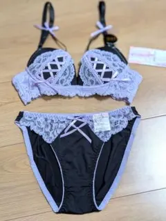 B65ブラック✕パープルレース　セクシーインナーセット