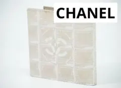 セール人気✨CHANEL 二つ折り財布 ココマーク レザー　シャネル