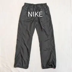 NIKE　ナイキ　ナイロンパンツ　グレー　ロゴ入り