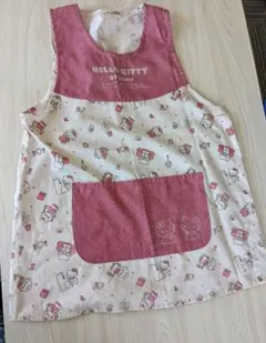 ハローキティ　エプロン　サンリオ　キティ　サンリオ　Sanrio　ピンク系　赤系