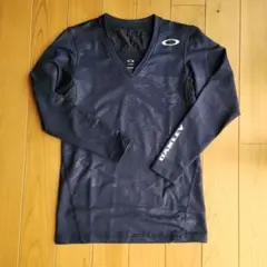 OAKLEY　ネイビー　長袖