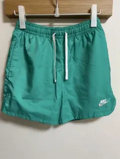 NIKE ショートパンツ