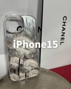 新品　iPhone15用ケース シルバー スマホケース キラキラ　花　かわいい