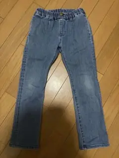 Item thumbnail for item 323df49e-d6f0-485a-bc85-40e6806dcb3e