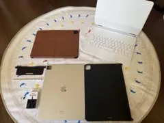 iPadPro12.9第6世代128GB『シルバー』Wi-Fiモデル　付属品付き