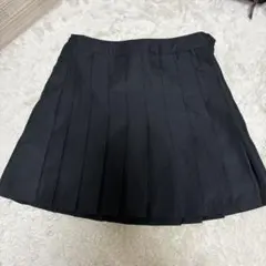 黒 プリーツスカートのサムネイル
