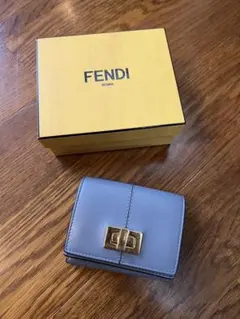 2026年最新】Fendi カラー：ブルー系 三つ折り財布の人気アイテム