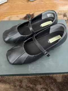 ホーキンスコンフォート　HOWKINS comfort 黒　フラットシューズ