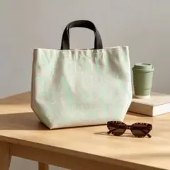 【美品】アフタヌーンティー Afternoon Tea ロゴ入りミニトートバッグのサムネイル