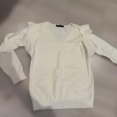 AZUL by moussy フリルVネックニット L