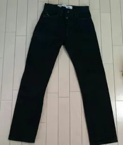 DIESELブラックジーンズ