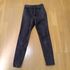 GUスキニーデニム