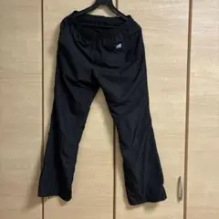 New Balance ブラック パンツ