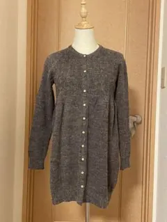 ブラウンニットカーディガンボタン付き　B.L.U.E