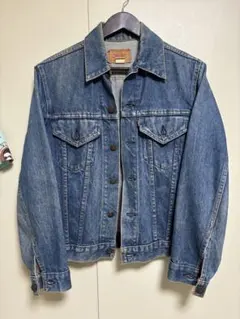 Item thumbnail for item 8c0cafe0-5a19-4a57-a63a-2fec9bd15f23