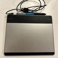 Wacom Intuos Pen Small (CTL-480) 本体