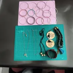 バングルセット（多色）とネックレス