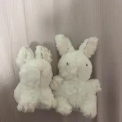 うさぎ ふわふわ マスコット ぬいぐるみ 人間 儚い 平成レトロ