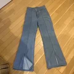 ブーツカットハイウエストデニム スリット入り ウエスト61cm