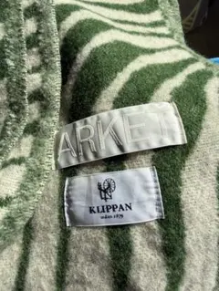 Item thumbnail for item 78171308-faf4-4396-905c-898d1f24299c