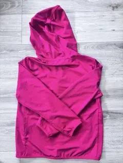 UNIQLO UVカット機能付きAIRismパーカー