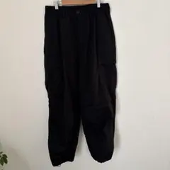 GUスーパーワイドカーゴパンツ　ブラック　Mサイズ