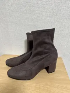 ユニクロ　スエード ストレッチショートブーツ　24.5cm ダークブラウン
