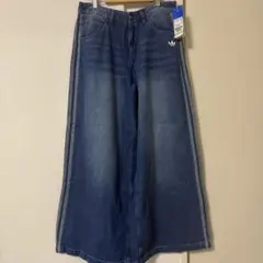 adidas ダークブルーワイドレッグデニム28インチ