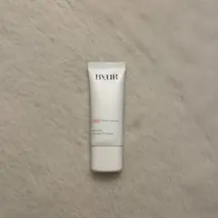 BYUR セラムフィット ヴェール デイ UV エッセンス