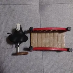 ジブリ　千と千尋の神隠し　カオナシ　太鼓橋　フィギュアセット