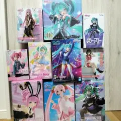 アニメ最新フィギュアまとめ売り合計11体　初音ミク　転スラ　まどまぎ　イレイナ等 アニメ最新フィギュアまとめ売り合計11体 初音ミク 転スラ まどまぎ
