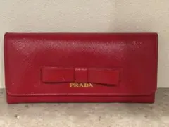 PRADA⭐︎リボン付き長財布 レッド