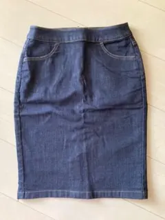 【値下げ中】デニムスカート　タイトスカート　ナチュラルビューティベーシック