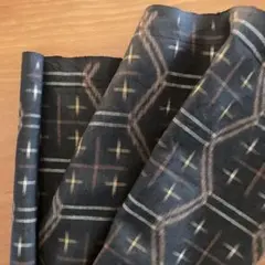 着物はぎれ　久米島紬　古布　絹　ハンドメイド