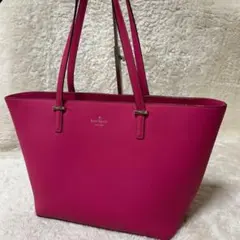 Item thumbnail for item 9534c3a5-745d-4c55-a356-8f08e39cad4d