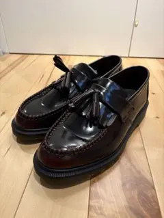 Dr. Martens ADRIANタッセルローファー チェリーレッド US7