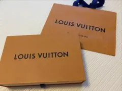 LOUIS VUITTON ショップ袋 箱と紙袋セットのサムネイル