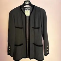 シャネル CHANEL ノーカラージャケット カメリアボタン - ブラックのサムネイル