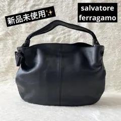 新品未使用✨フェラガモ　ヴァラリボン　トートバッグ　レザー　VARA ブラックのサムネイル