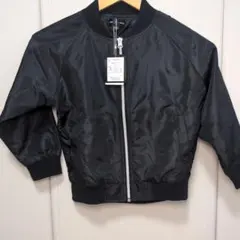 黒薄手ジャンパー 120cm