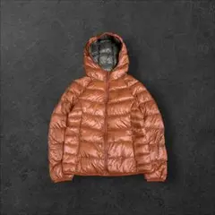 old UNIQLO ダウンジャケット　平成　短丈　y2k モンベル似　高配色
