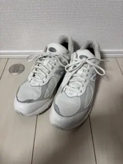 ニューバランス　M2002RXM ゴアテックス　27.5cm