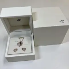 4°C ハート型 ネックレスとピアスセット