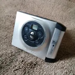 [S-TN 3225] KENWOOD ポータブルMDプレーヤー DMC-J3 Kenwood DMC-J3 [MiniDisc Wiki]