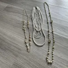 パールとビーズのネックレス3本セット