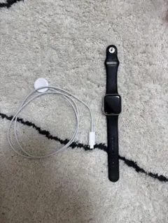 Apple Watch SE 第1世代 40mm GPSモデル 本体 ・充電器