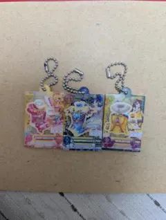 アイカツガチャガチャ　アクリルキーホルダー 3個セット
