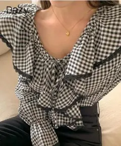 ギンガムチェックフリルブラウス