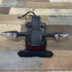 美品　zx25r 純正　リアフェンダー　リアウインカー　zx4rのサムネイル