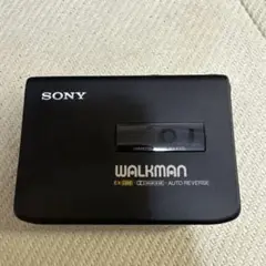 レア物　SONY WALKMAN カセットウォークマン　レッド　現状品 SONY - 現状 SONY ソニー WALKMAN WM-150 カセットウォークマン